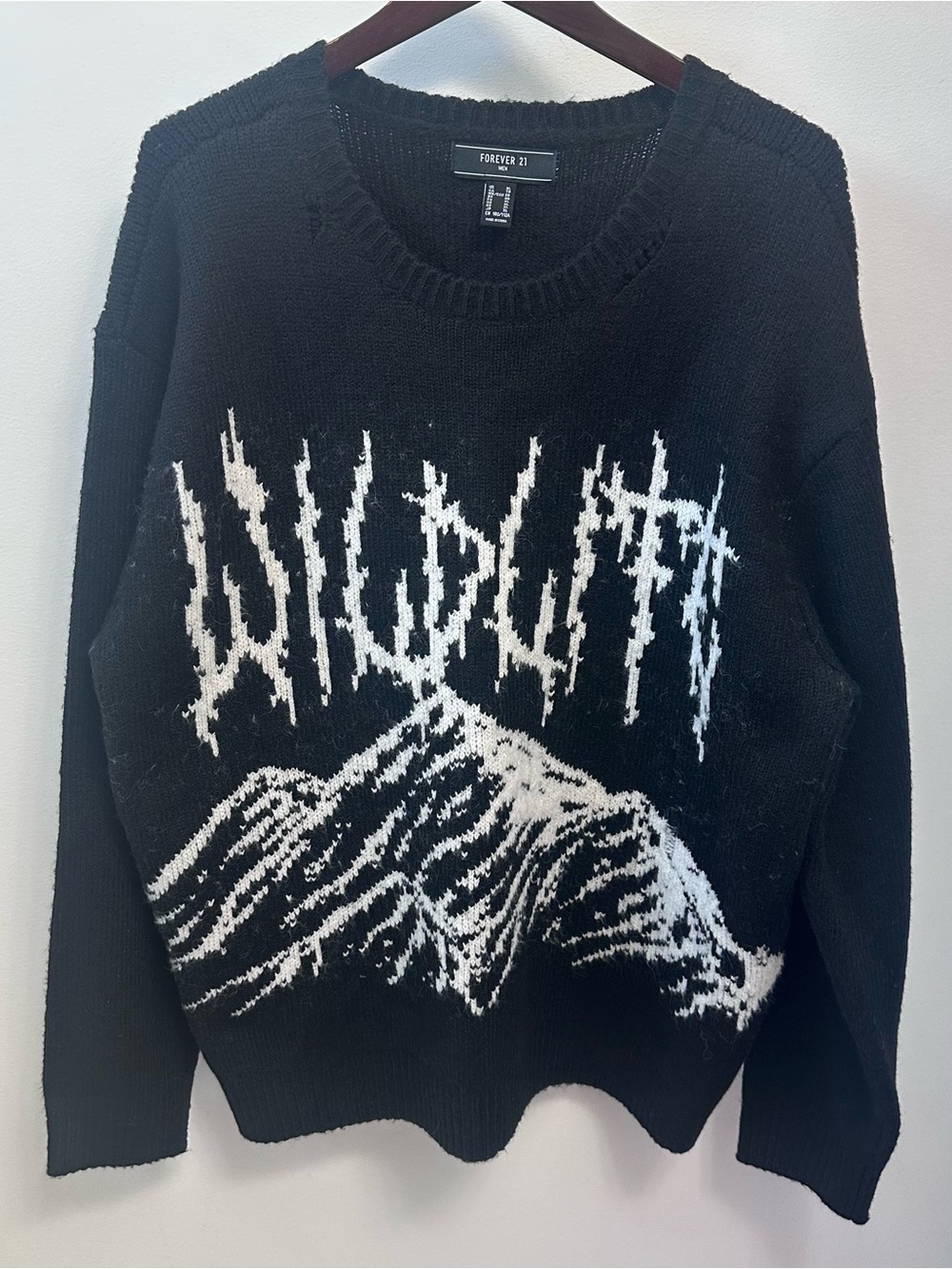 Forever 21 Gothic Wildlife Distressed Mountain Knit Sweater Black Men’s XL